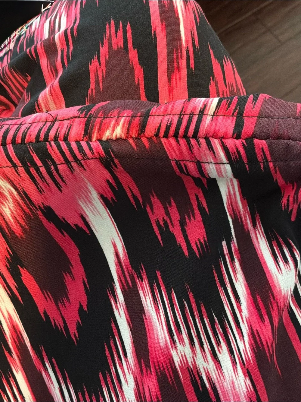 Michael Kors Women's Black/Hot Pink/Red/White Short Sleeve Top/Pop Over Blouse.